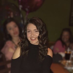 Meet your Posher, Cassie